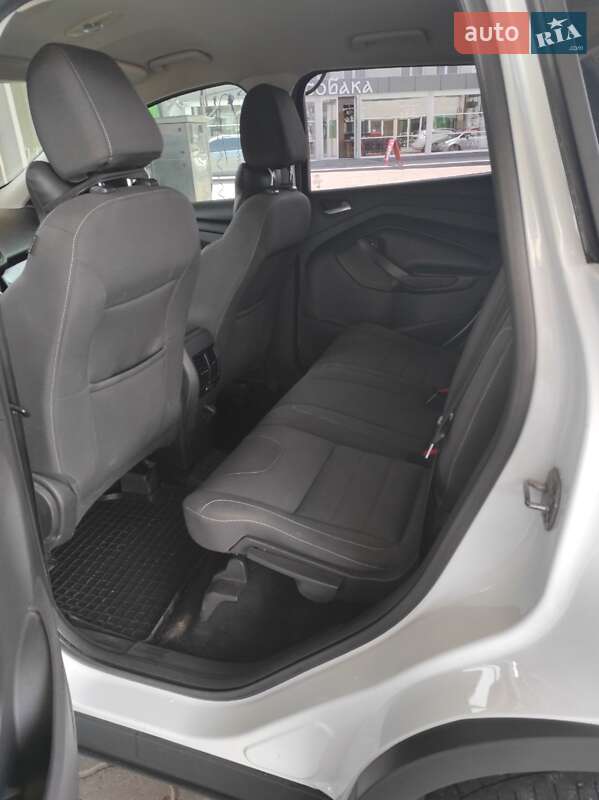 Внедорожник / Кроссовер Ford Kuga 2013 в Владимире