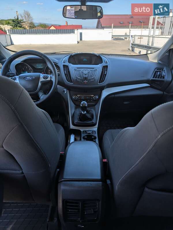 Внедорожник / Кроссовер Ford Kuga 2014 в Мукачево