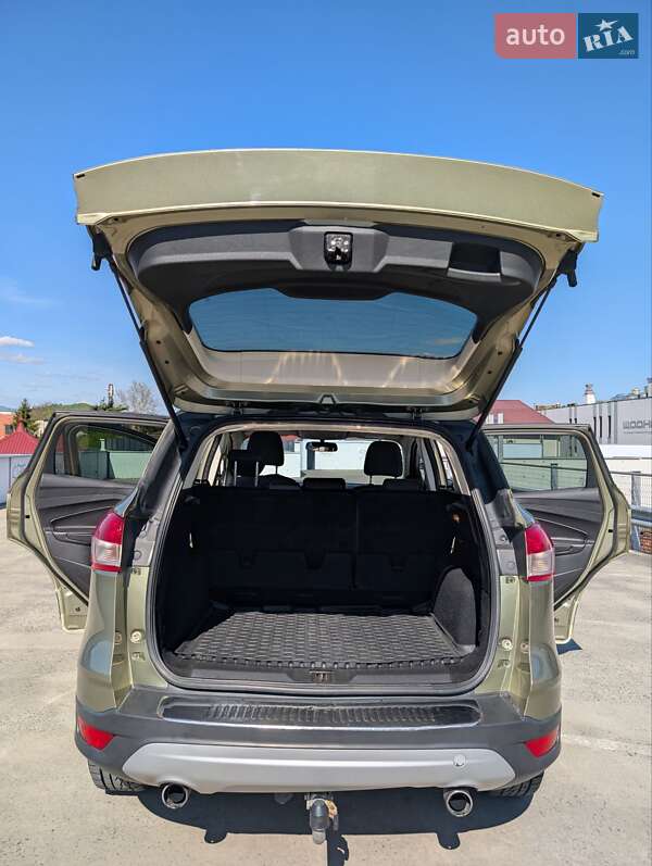 Внедорожник / Кроссовер Ford Kuga 2014 в Мукачево