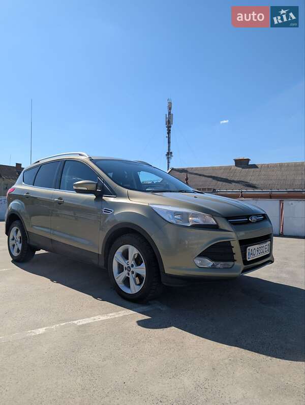 Внедорожник / Кроссовер Ford Kuga 2014 в Мукачево