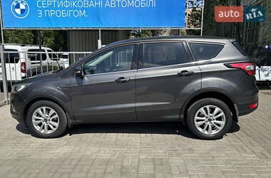 Внедорожник / Кроссовер Ford Kuga 2018 в 