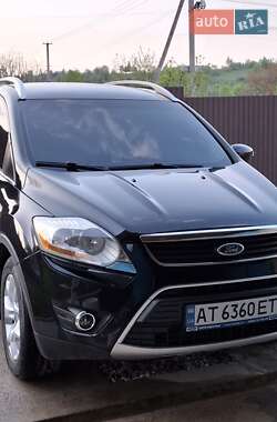 Позашляховик / Кросовер Ford Kuga 2011 в Надвірній