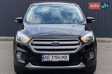 Внедорожник / Кроссовер Ford Kuga 2019 в 