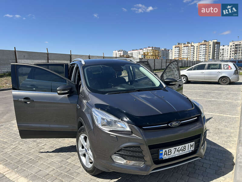 Внедорожник / Кроссовер Ford Kuga 2016 в Виннице