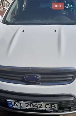 Внедорожник / Кроссовер Ford Kuga 2012 в 