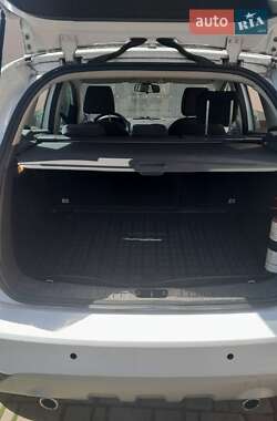 Внедорожник / Кроссовер Ford Kuga 2012 в 