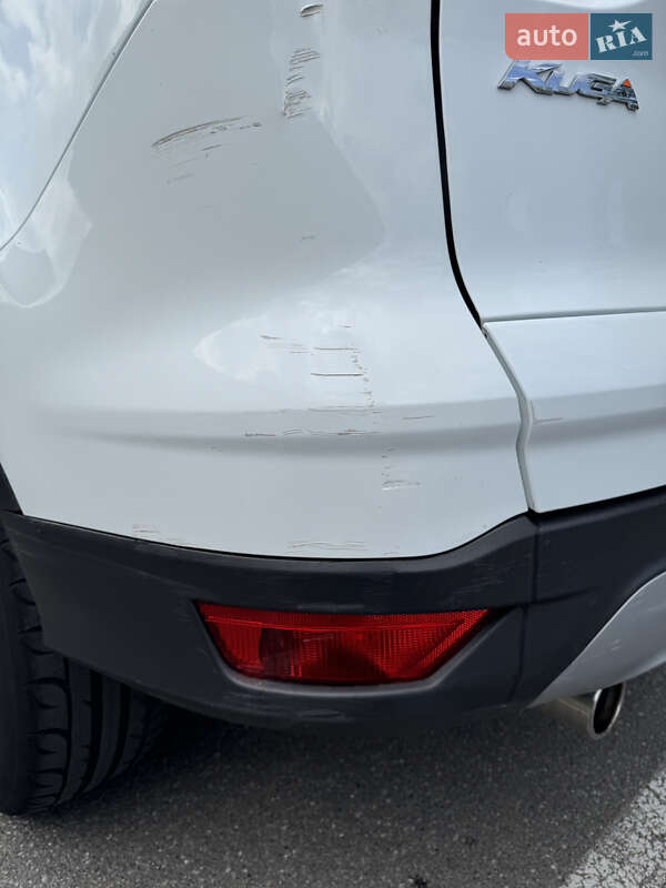 Внедорожник / Кроссовер Ford Kuga 2013 в Киеве