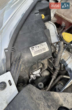 Внедорожник / Кроссовер Ford Kuga 2013 в 