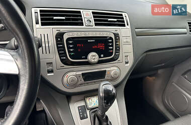 Позашляховик / Кросовер Ford Kuga 2011 в 