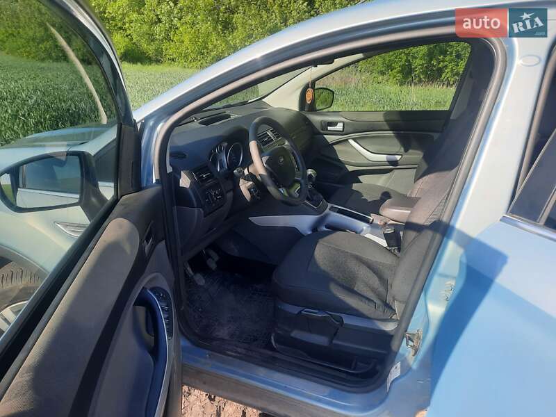 Позашляховик / Кросовер Ford Kuga 2010 в Подільську