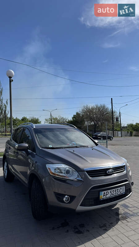 Внедорожник / Кроссовер Ford Kuga 2012 в Запорожье