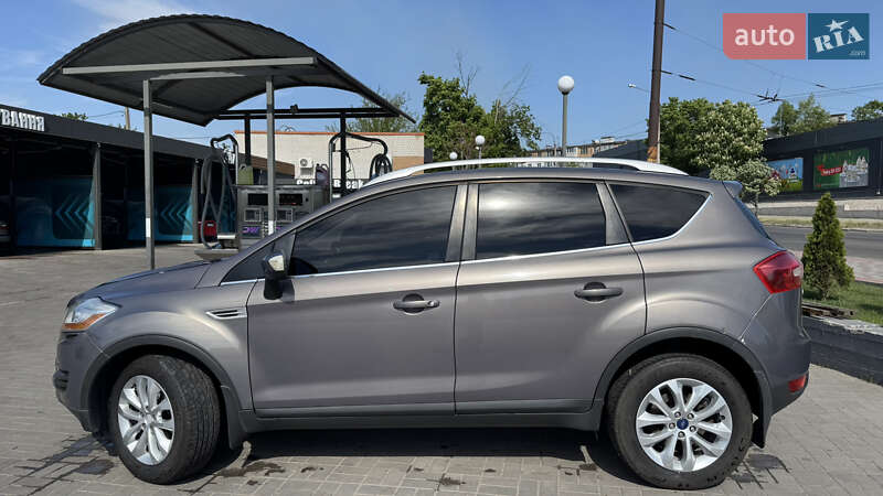 Внедорожник / Кроссовер Ford Kuga 2012 в Запорожье