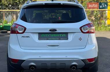 Позашляховик / Кросовер Ford Kuga 2012 в 