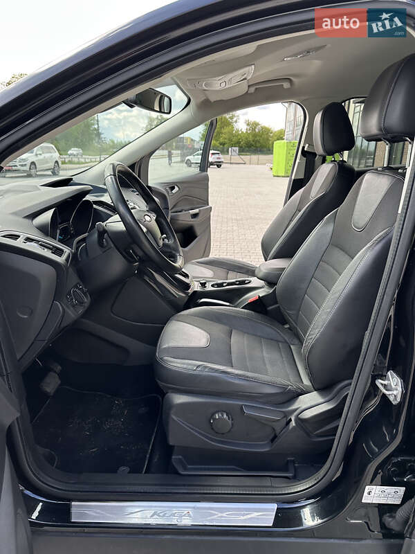 Внедорожник / Кроссовер Ford Kuga 2014 в Тернополе