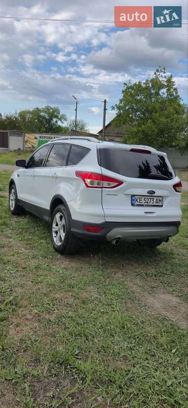 Внедорожник / Кроссовер Ford Kuga 2015 в Павлограде