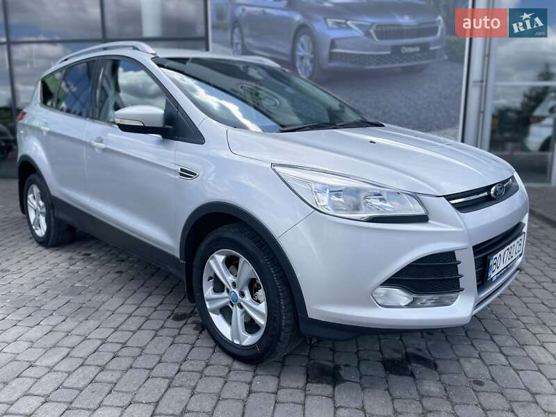 Позашляховик / Кросовер Ford Kuga 2013 в Тернополі