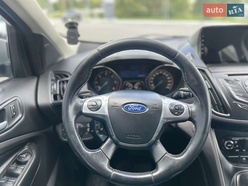 Позашляховик / Кросовер Ford Kuga 2013 в Тернополі