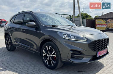 Внедорожник / Кроссовер Ford Kuga 2020 в 