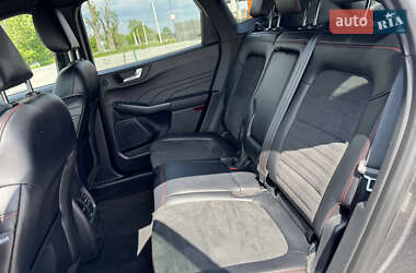 Внедорожник / Кроссовер Ford Kuga 2020 в 