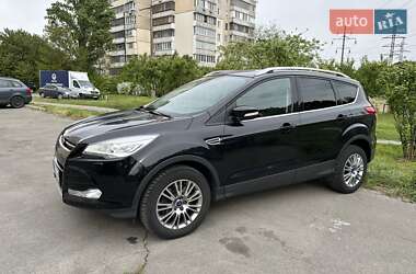 Позашляховик / Кросовер Ford Kuga 2013 в 