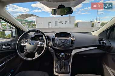 Внедорожник / Кроссовер Ford Kuga 2013 в 
