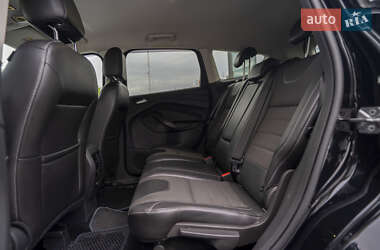 Внедорожник / Кроссовер Ford Kuga 2016 в 