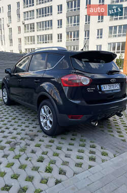 Внедорожник / Кроссовер Ford Kuga 2011 в 