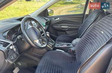 Внедорожник / Кроссовер Ford Kuga 2013 в 