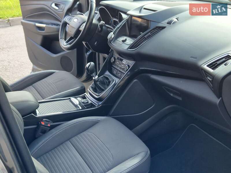 Внедорожник / Кроссовер Ford Kuga 2017 в Ровно фото 16 Внедорожник / Кроссовер Ford Kuga 2017 в Ровно