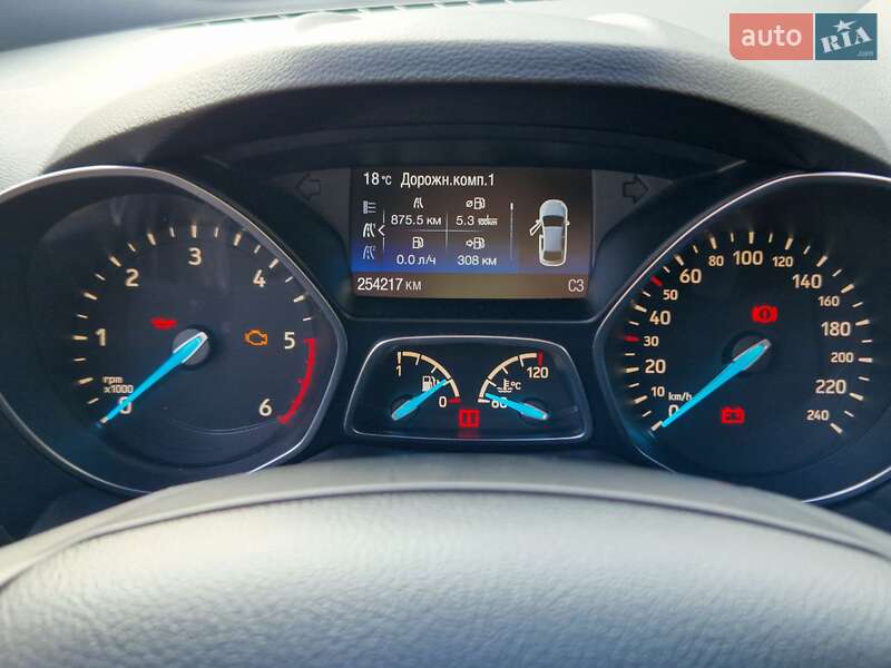 Внедорожник / Кроссовер Ford Kuga 2017 в Ровно фото 26 Внедорожник / Кроссовер Ford Kuga 2017 в Ровно