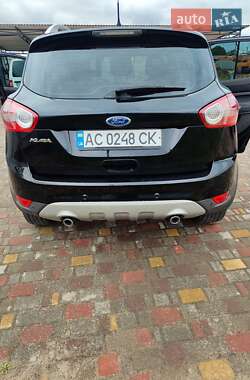 Внедорожник / Кроссовер Ford Kuga 2011 в 