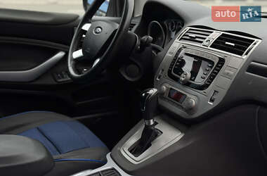 Позашляховик / Кросовер Ford Kuga 2011 в 