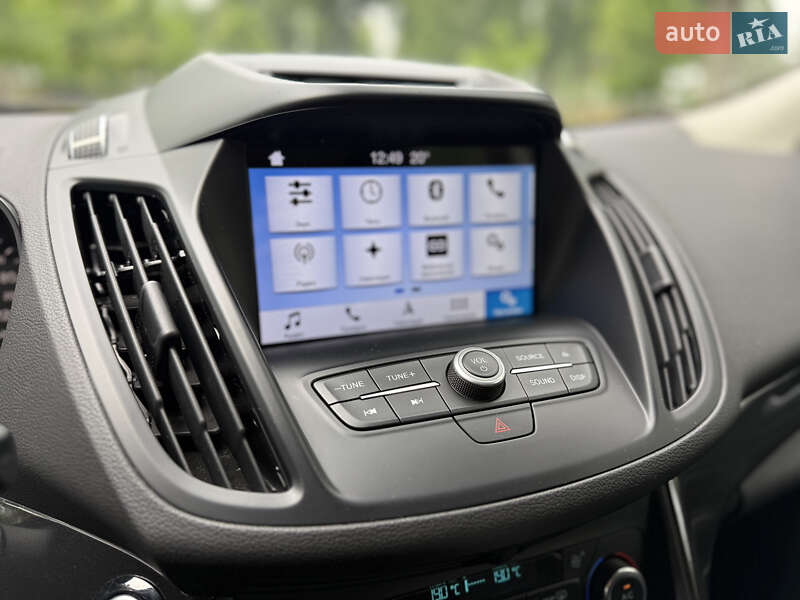 Внедорожник / Кроссовер Ford Kuga 2019 в Киеве