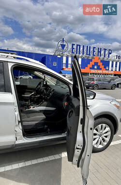 Позашляховик / Кросовер Ford Kuga 2011 в 