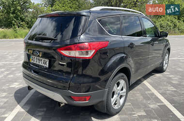 Внедорожник / Кроссовер Ford Kuga 2013 в 