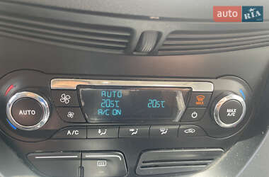 Внедорожник / Кроссовер Ford Kuga 2013 в 