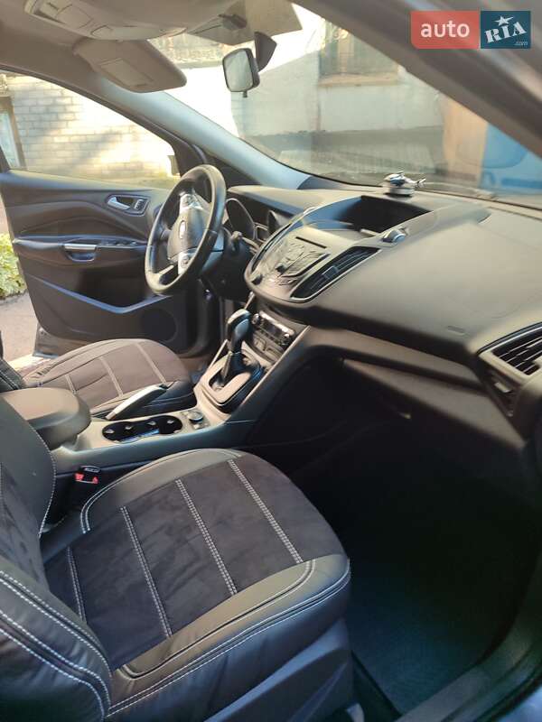 Внедорожник / Кроссовер Ford Kuga 2013 в Кропивницком