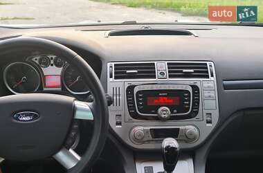 Внедорожник / Кроссовер Ford Kuga 2011 в 