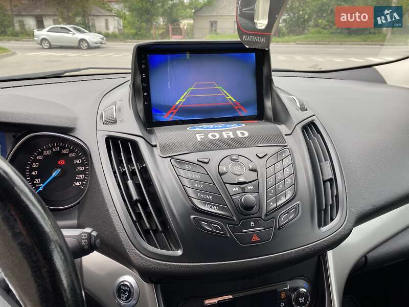 Внедорожник / Кроссовер Ford Kuga 2015 в Хмельницком
