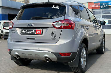 Позашляховик / Кросовер Ford Kuga 2011 в 
