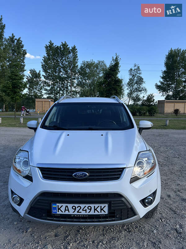 Внедорожник / Кроссовер Ford Kuga 2011 в Киеве