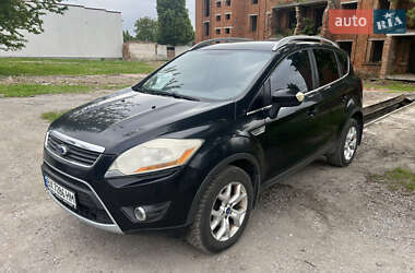 Внедорожник / Кроссовер Ford Kuga 2012 в Дунаевцах