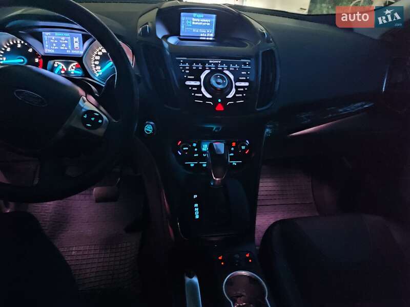 Внедорожник / Кроссовер Ford Kuga 2013 в Житомире