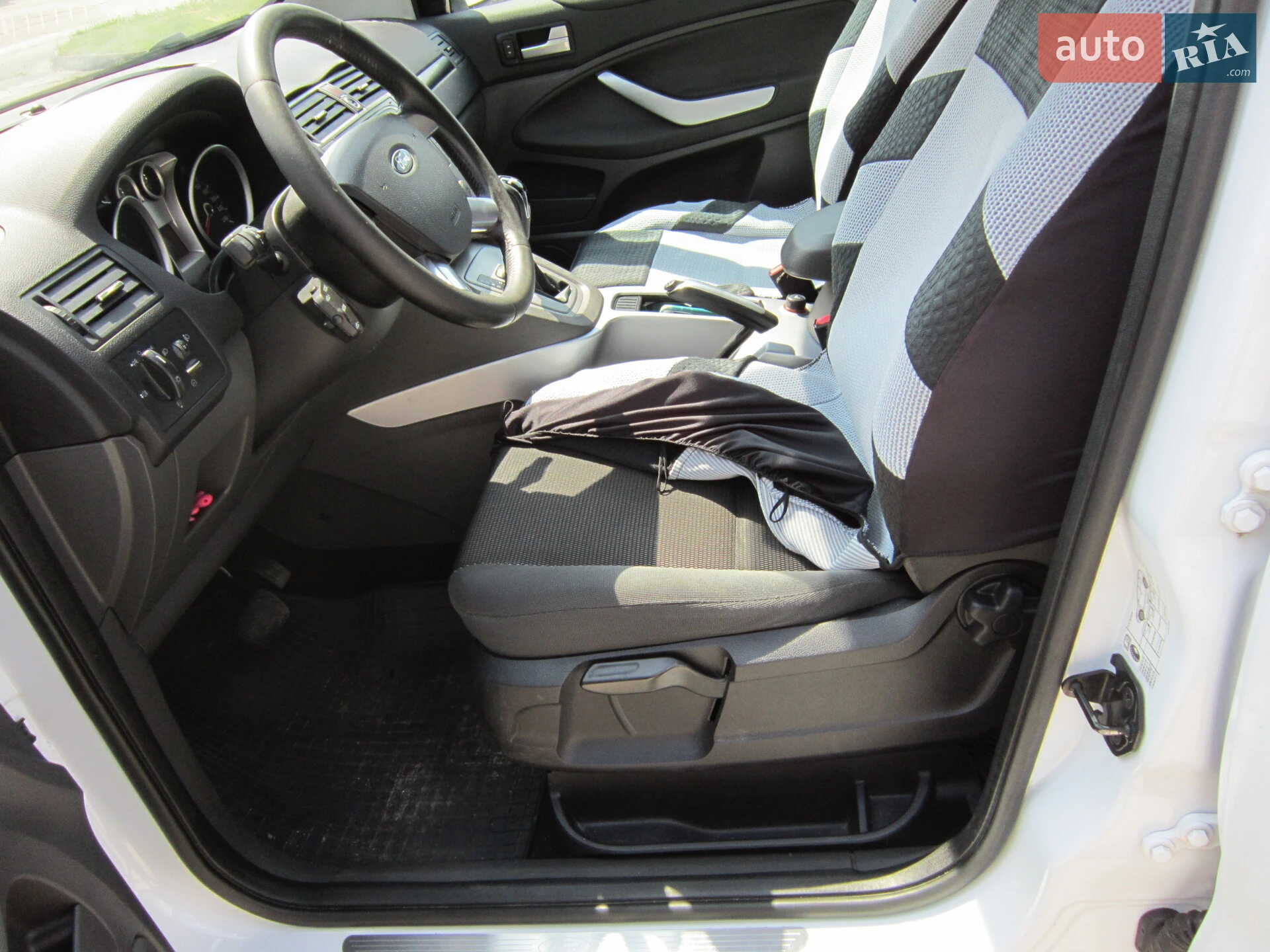 2011 Ford Kuga - мініатюра 23