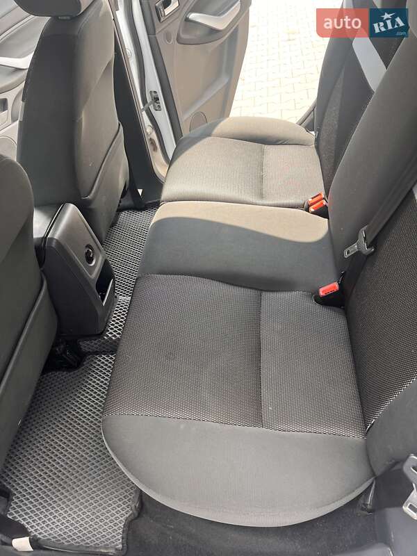 Позашляховик / Кросовер Ford Kuga 2012 в Козятині