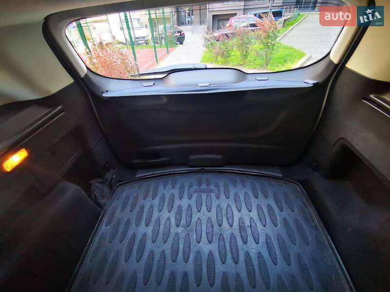 Внедорожник / Кроссовер Ford Kuga 2014 в Львове
