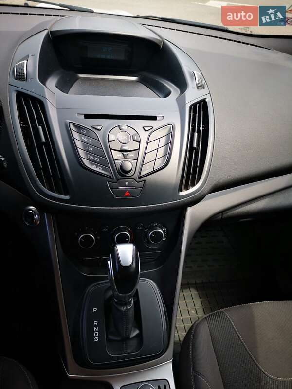 Внедорожник / Кроссовер Ford Kuga 2014 в Львове