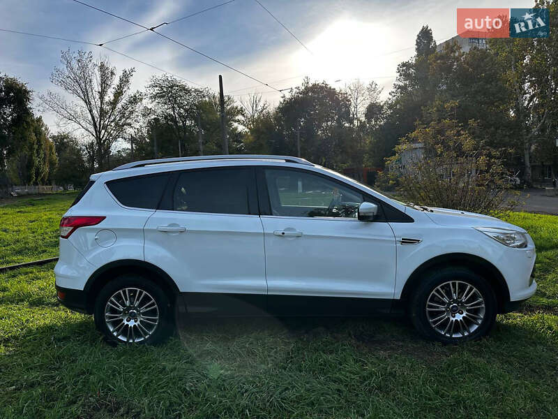 Позашляховик / Кросовер Ford Kuga 2013 в Одесі