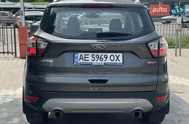Внедорожник / Кроссовер Ford Kuga 2019 в 