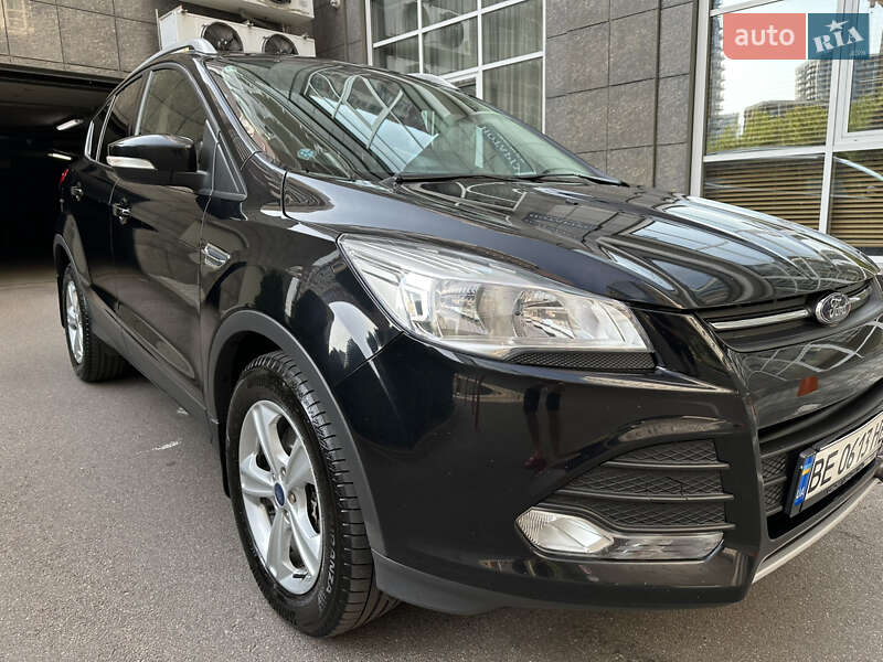 Внедорожник / Кроссовер Ford Kuga 2013 в Киеве